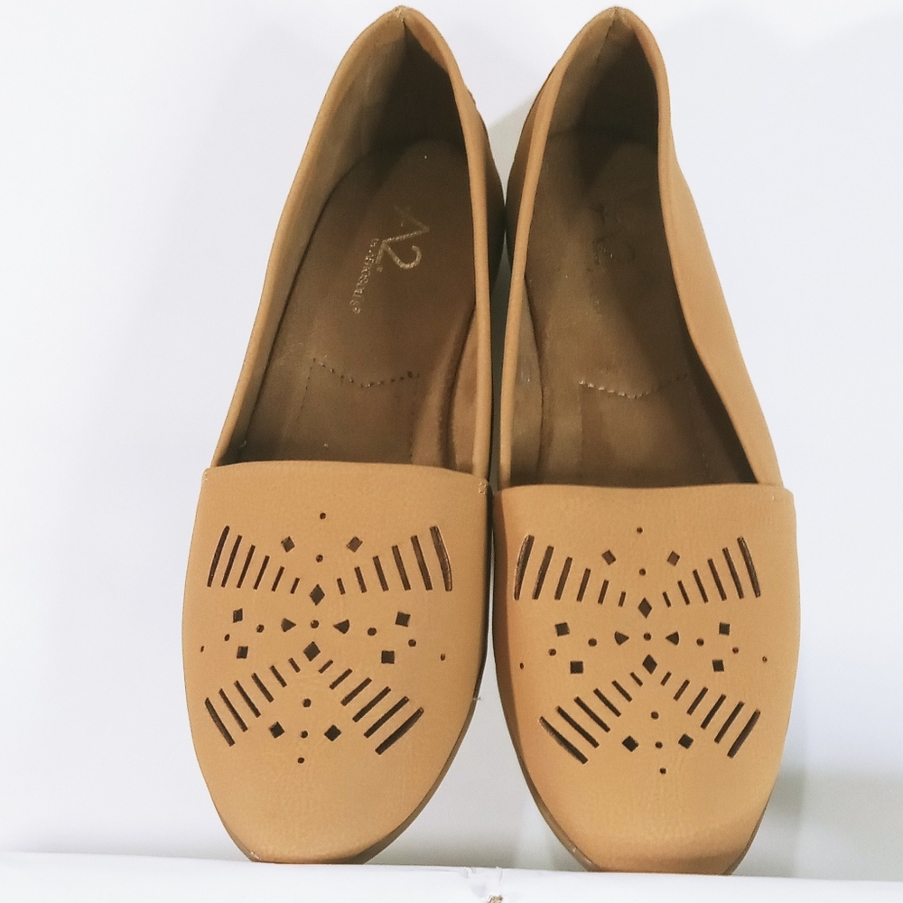 A2 Aerosoles Shoes Women's 9 Slip-On Trend Right Tan Memory Foot Bed Faux Suede